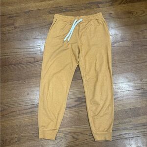Vuori Performance Joggers